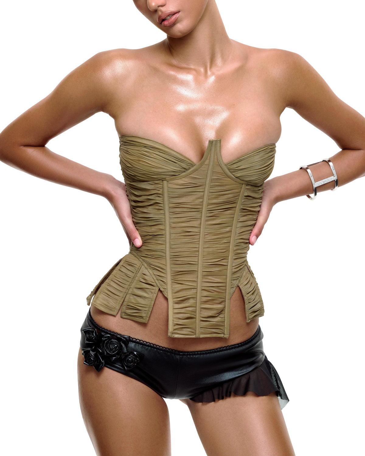 ÁO CROPTOP CÚP NGỰC WILLOW (KHAKI)