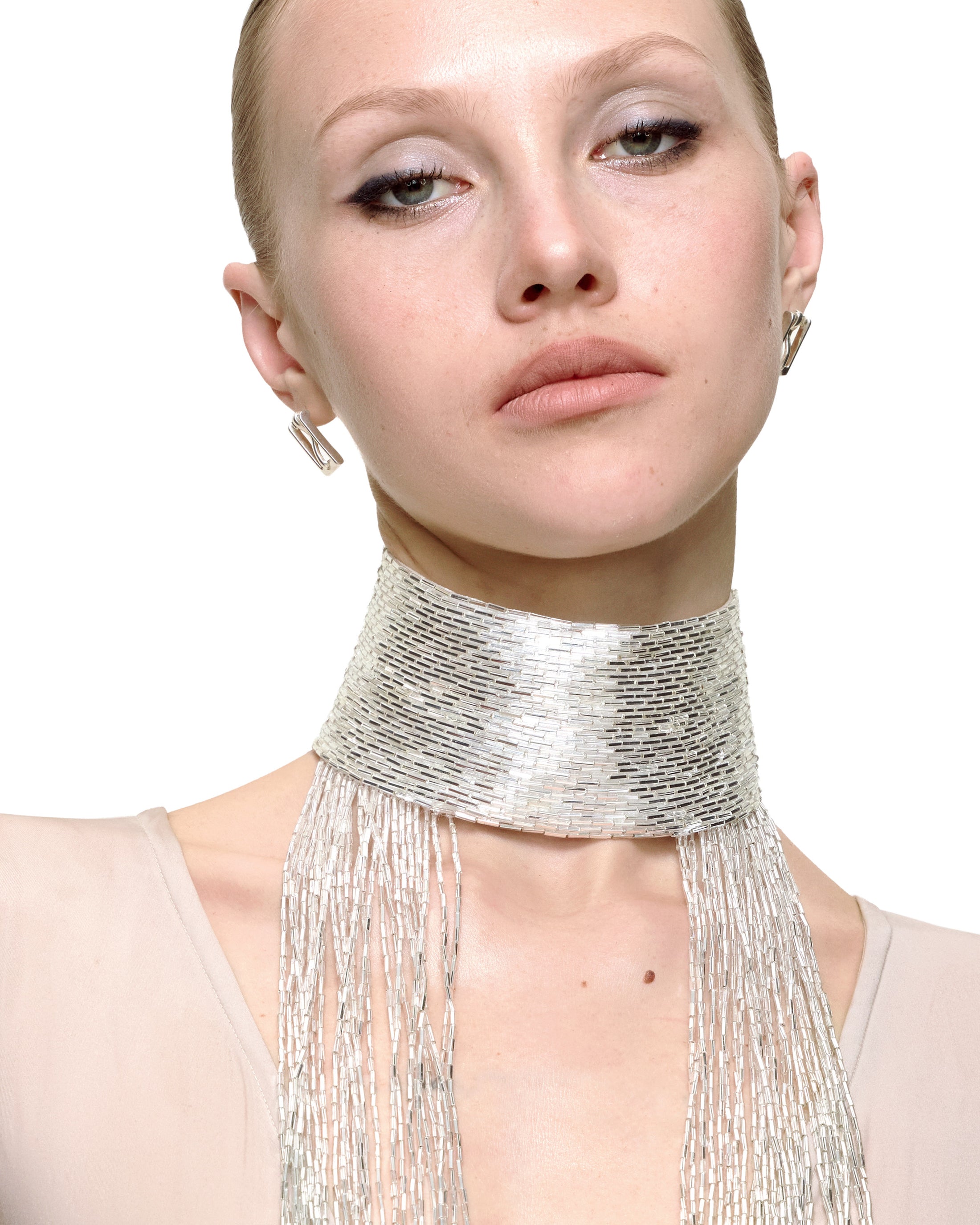 NOCTURNA CHOKER (WHITE)